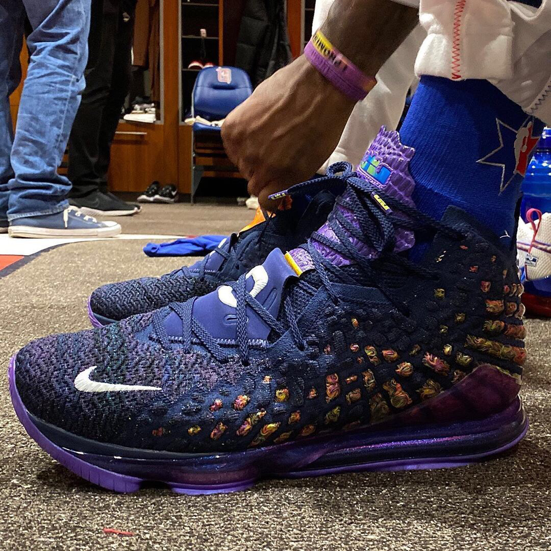 图赫尔：贝林没一起庆祝？我得去回看；三月才能再见我很难过（图赫尔：贝林未参与庆祝需回看；要到三月才能再见，我很难过）